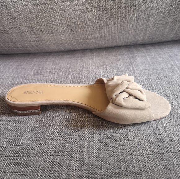 Michael Kors Flat Sandals - Picture 3 of 3